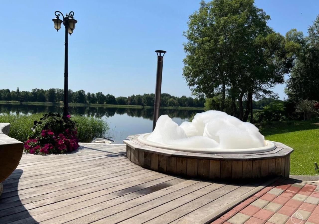 Aguona Royal Oasis Villa Molėtai Buitenkant foto